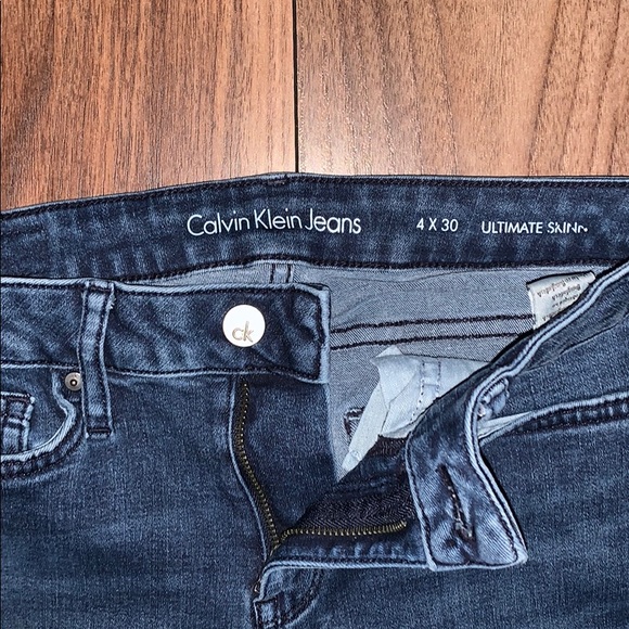 𝙲𝚊𝚕𝚟𝚒𝚗 𝚔𝚎𝚒𝚗 𝚓𝚎𝚊𝚗𝚜   𝙹𝚎𝚐𝚐𝚒𝚗𝚐 - Picture 3 of 3